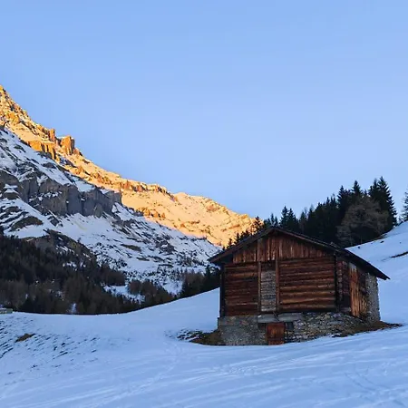 Alpine Siesta Διαμέρισμα *